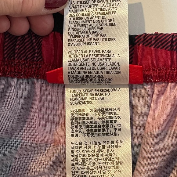 Feliz Navidad PJ’s Size 8. Unisex. 2 piece set. New With Tags. - Picture 9 of 13